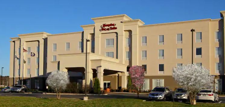 hampton-inn-suites-exmore