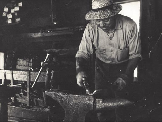 samuel-d-outlaw-blacksmith-shop-memorial-museum